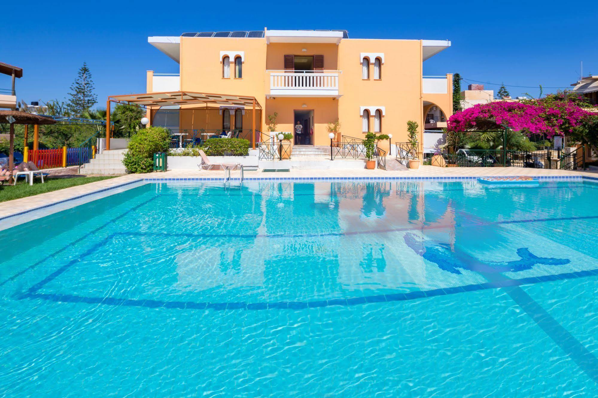 Raisakis Apartments Agia Marina Exteriör bild