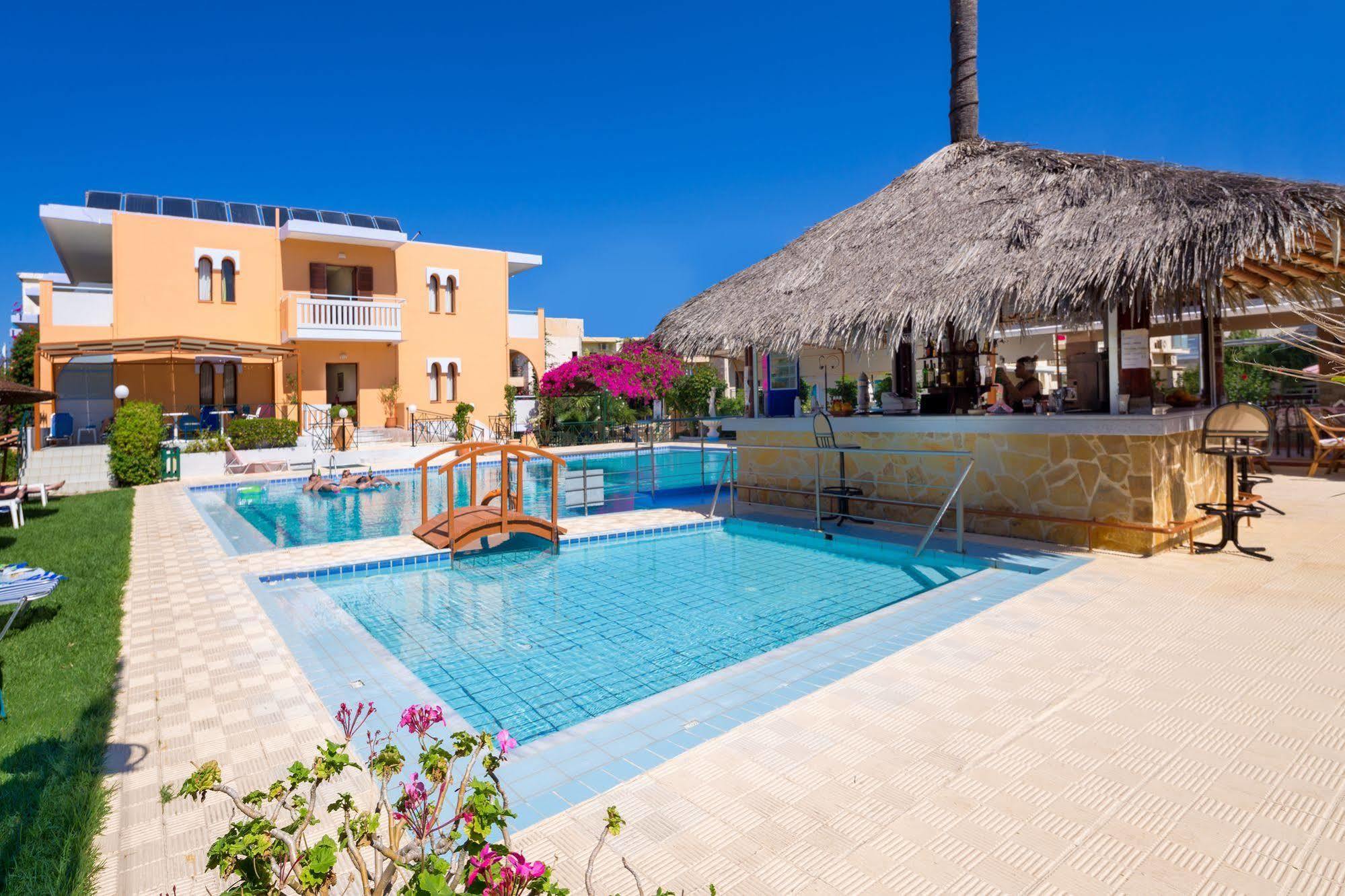 Raisakis Apartments Agia Marina Exteriör bild