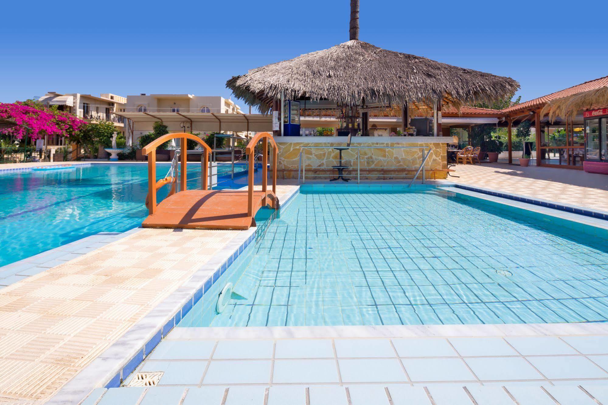 Raisakis Apartments Agia Marina Exteriör bild